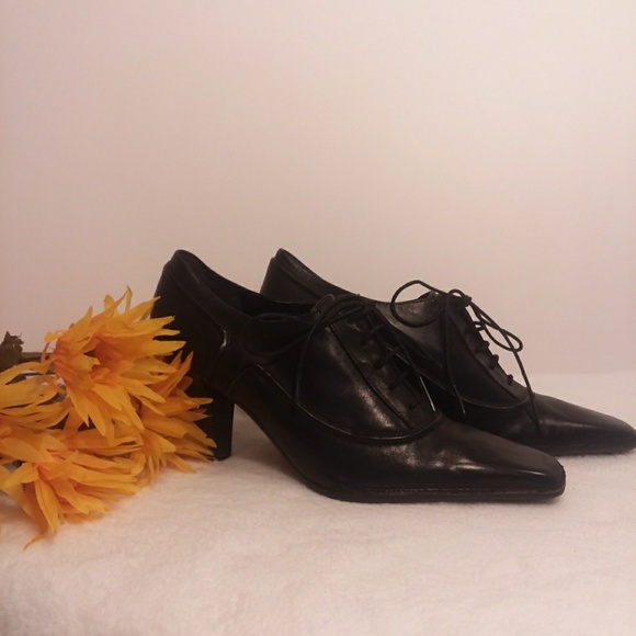 What's What Leather Boots - Picture 2 of 6